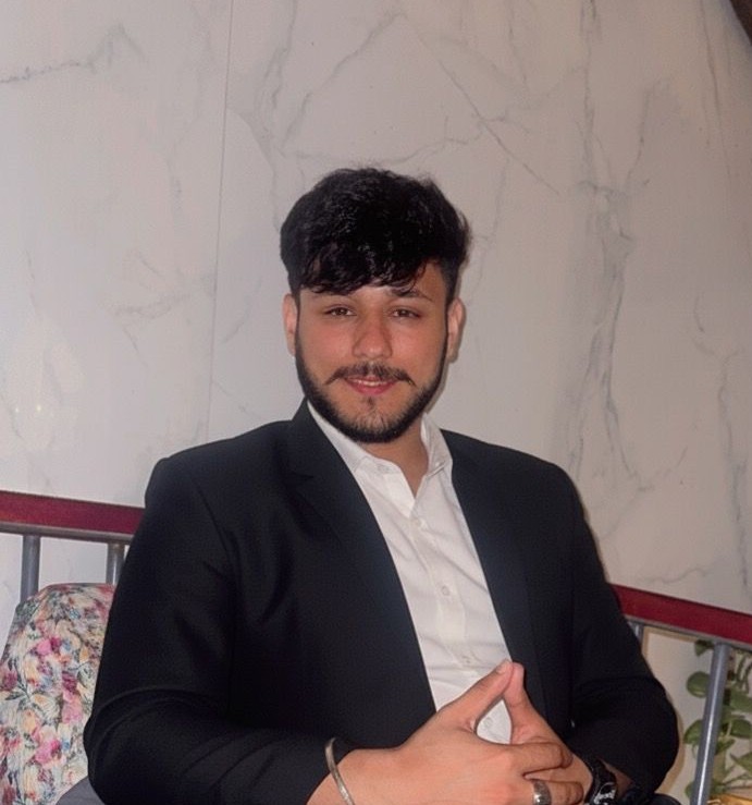 Saransh Longiani - COO